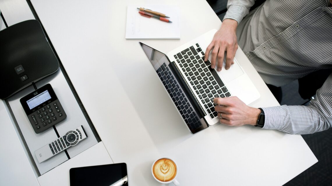 確定申告・e-Tax用PC選び【2025年版】会計ソフトが快適なスペック