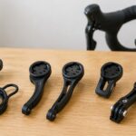 自転車用サイクルコンピューターの複数の交換ブラケットと取付部品