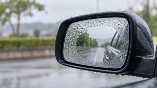 車ドアミラー曇り止めフィルムの貼り替え候補｜鏡面サイズ・曲面別に比較