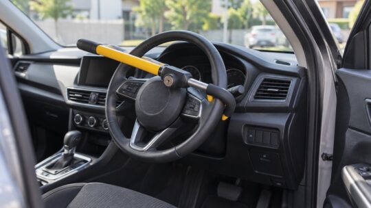 車用ハンドルロックおすすめ5選｜対応径・長さ・材質・解錠方式を比較