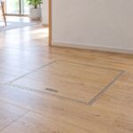 木質床に設けられた床下点検口のイメージ