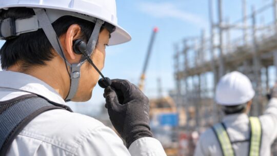 ヘルメット用インカムおすすめ5選｜業務・バイク・無線機別に紹介