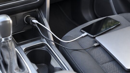 車用USB-Cカーチャージャーおすすめ6選｜12V・24V・PD出力で比較